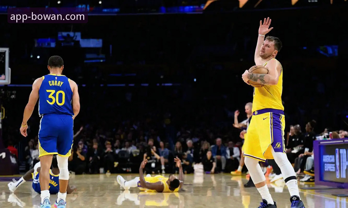 东契奇43分引爆客场，湖人进攻狂潮深度解析